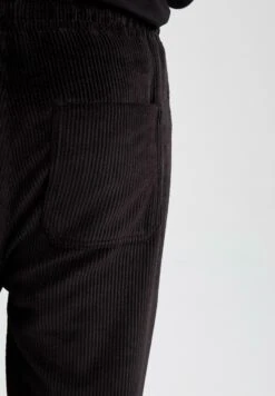 DeFacto Regular - Trainingsbroek - Black 9 DeFacto Regular - Trainingsbroek - Black -Next Verkoopwinkel 010d960f13d445c892eb02b59f8271e0