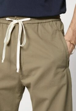 DRYKORN Jeger - Broek -Green 11 DRYKORN Jeger - Broek -Green -Next Verkoopwinkel 061337d78a4c4b20a095fcd6bfc66557