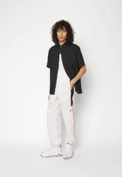 Nike Sportswear Air Pant - Trainingsbroek - Summit White/Black 10 Nike Sportswear Air Pant - Trainingsbroek - Summit White/Black -Next Verkoopwinkel 09bd23122e2a40c7939bc7e8afa6bb5a