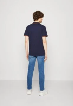 Jack & Jones Jjestar Roof Polo 2 Pack - Poloshirt - White/Blue 9 Jack & Jones Jjestar Roof Polo 2 Pack - Poloshirt - White/Blue -Next Verkoopwinkel 1215d5adfe72471b92fd6c2559ff0ae6