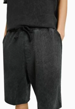 BERSHKA Faded-Effect Plush - Bermuda - Shorts - Black 7 BERSHKA Faded-Effect Plush - Bermuda - Shorts - Black -Next Verkoopwinkel 129fe7f7507c498b9dc871c352ab6e77