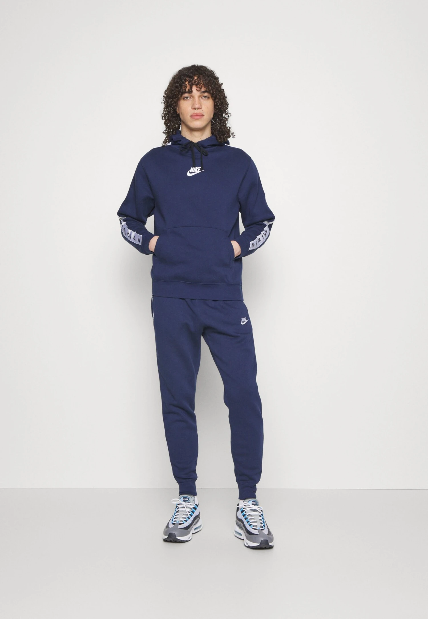 Nike Sportswear Club Suit - Trainingspak - Midnight Navy 5 Nike Sportswear Club Suit - Trainingspak - Midnight Navy - Afbeelding 5