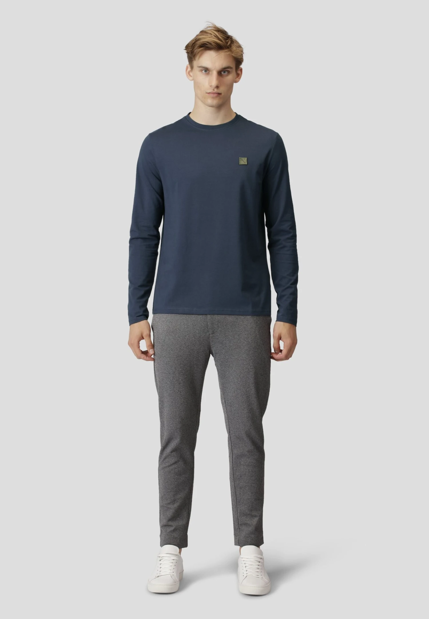 Basic - Longsleeve - Navy 2 Basic - Longsleeve - Navy - Afbeelding 2