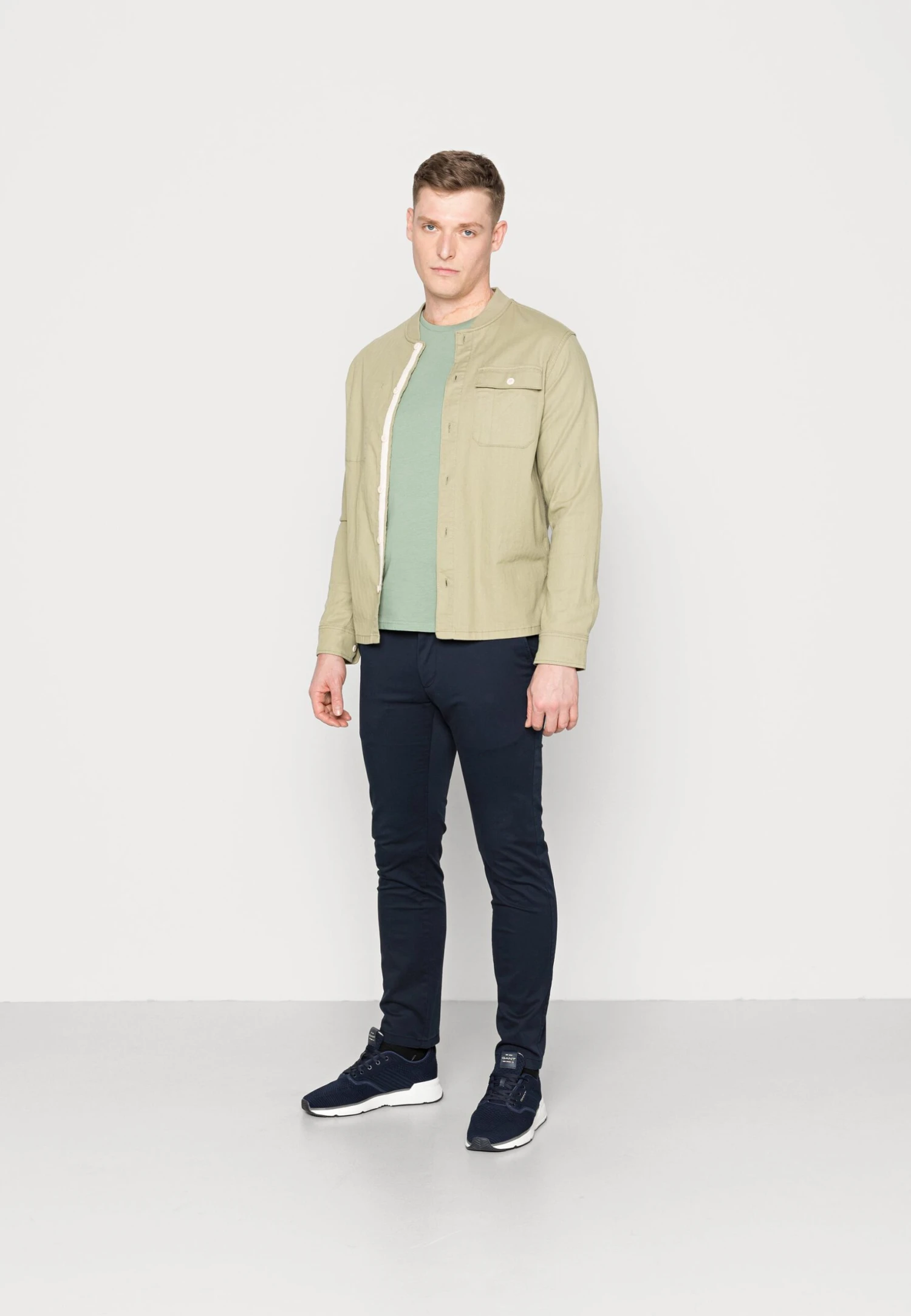 S.Oliver Chino - Tiefblau 2 S.Oliver Chino - Tiefblau - Afbeelding 2