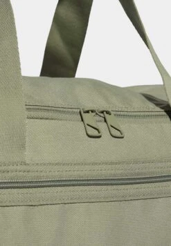 ADIDAS PERFORMANCE Essentials Training Medium - Sporttas - Moss Green/White 9 ADIDAS PERFORMANCE Essentials Training Medium - Sporttas - Moss Green/White -Next Verkoopwinkel 282a151b82824a4ebbfda0586637771e