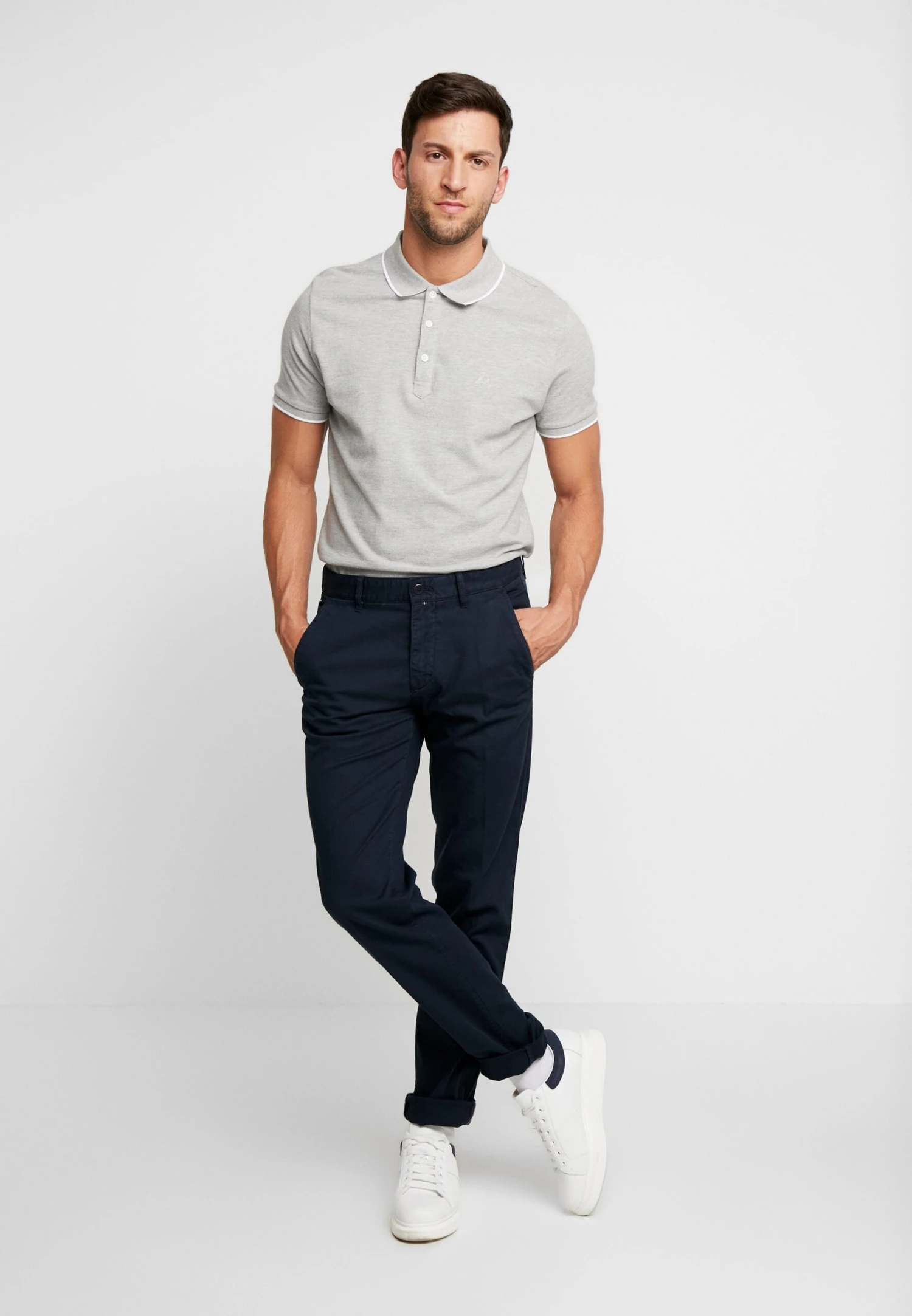 Marc O'Polo Dobby Structure - Chino - Total Eclipse 2 Marc O'Polo Dobby Structure - Chino - Total Eclipse - Afbeelding 2