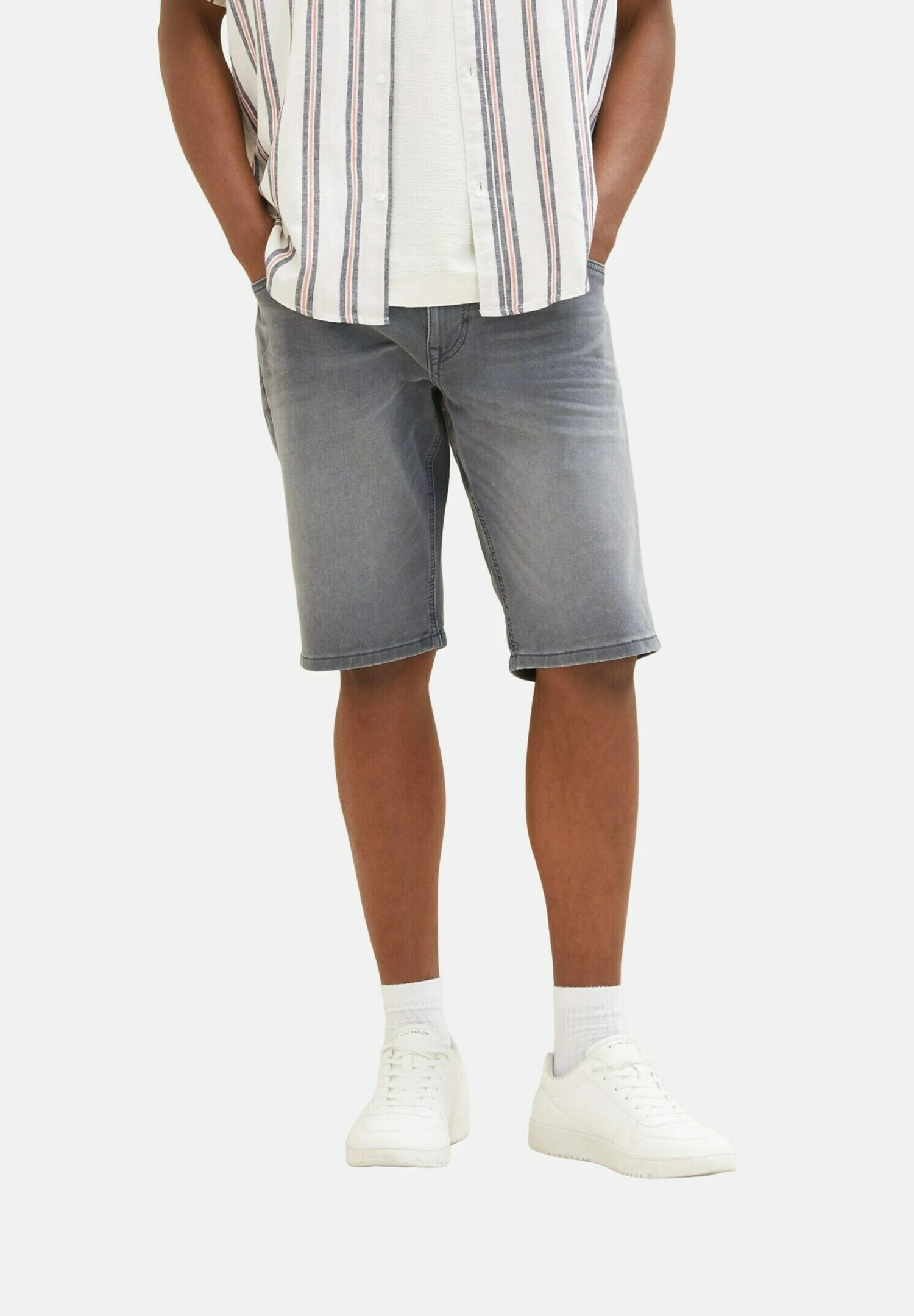 Tom Tailor Jeansshort - Used Mid Stone Grey Denim 1 Tom Tailor Jeansshort - Used Mid Stone Grey Denim