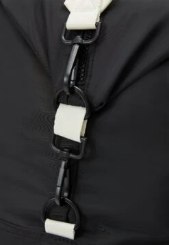 BJØRN BORG Cargo Sportsbag Unisex - Sporttas - Black Beauty 9 BJØRN BORG Cargo Sportsbag Unisex - Sporttas - Black Beauty -Next Verkoopwinkel 2f628a0cf7f642fa929af23c447f6120