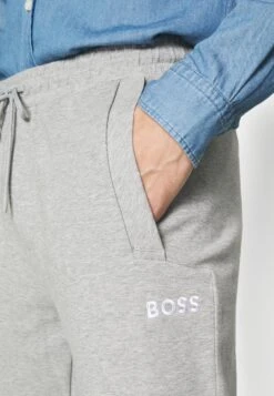 Boss Hadiko - Trainingsbroek - Light/Pastel Grey -Next Verkoopwinkel 32287ebc1d344f0ca5fa454f0749de31