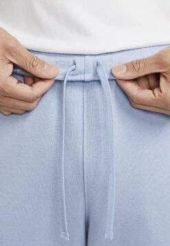 Nike Sportswear Club - Trainingsbroek - Cobalt Bliss Cobalt Bliss White 11 Nike Sportswear Club - Trainingsbroek - Cobalt Bliss Cobalt Bliss White -Next Verkoopwinkel 322d55e98de548119af6d66d73877425