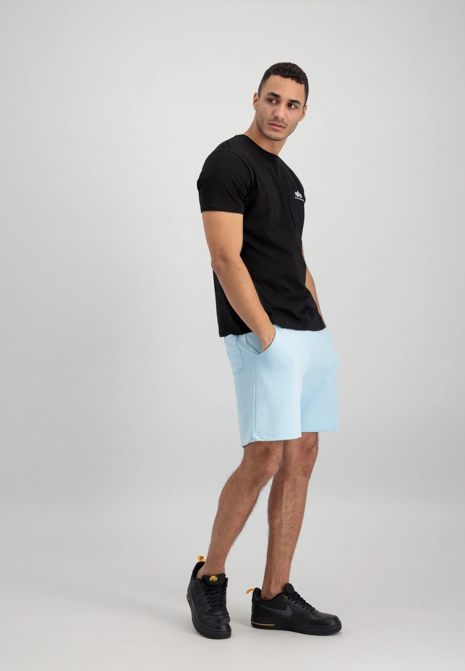 Alpha Industries Shorts - Organic Sky Blue 4 Alpha Industries Shorts - Organic Sky Blue - Afbeelding 4