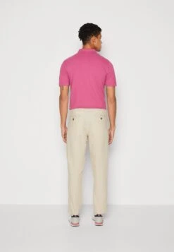 Abercrombie & Fitch Straight Pant - Chino - Natural Greige 8 Abercrombie & Fitch Straight Pant - Chino - Natural Greige -Next Verkoopwinkel 35a49677b0934f2aad8a467f5b8502e4
