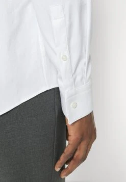 Boss Hank - Zakelijk Overhemd - White 11 Boss Hank - Zakelijk Overhemd - White -Next Verkoopwinkel 3a2c3385eb9b4b2fbd87656595a39193