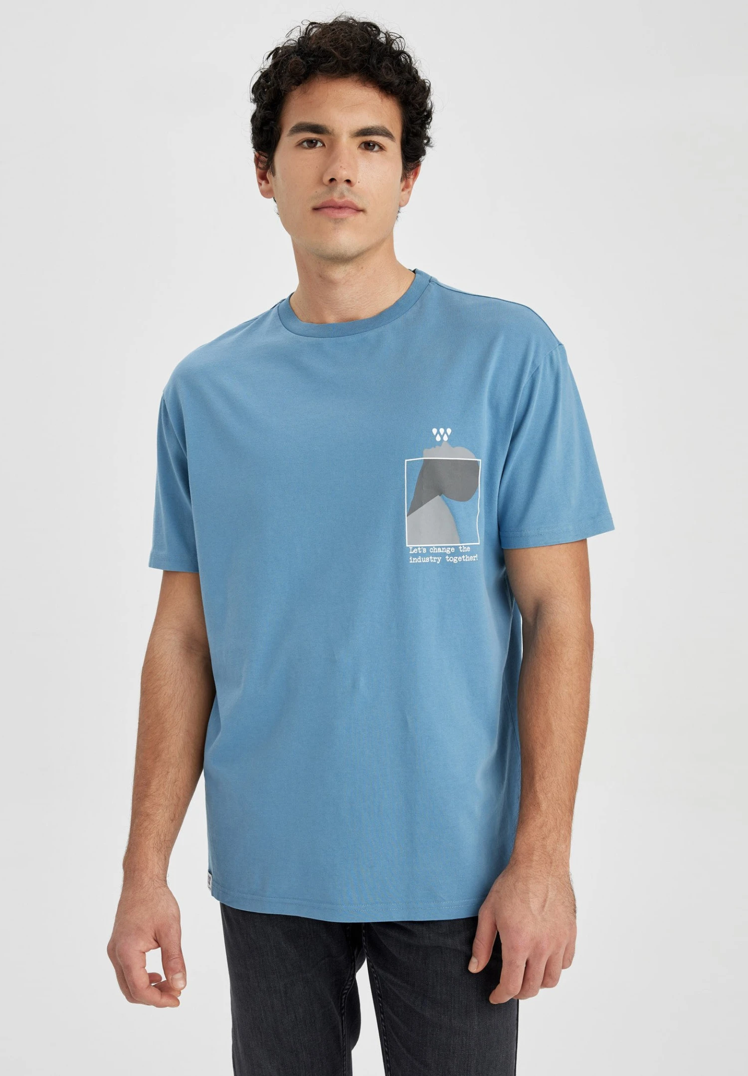 DeFacto Regular Fit - T-Shirt Print - Blue 1 DeFacto Regular Fit - T-Shirt Print - Blue