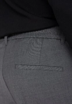 DRYKORN Chasy - Broek - Anthra 11 DRYKORN Chasy - Broek - Anthra -Next Verkoopwinkel 46019ab488394e51894610bfb9eb3736