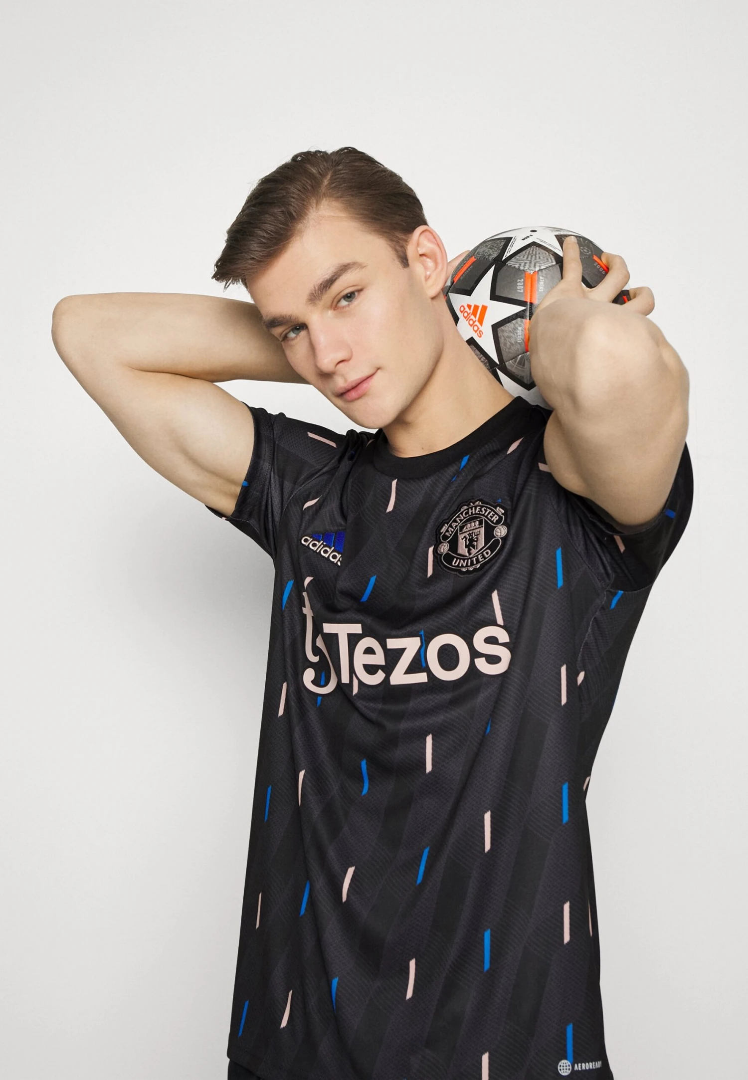 ADIDAS PERFORMANCE Manchester United Prematch - Fanartikel - Black/Night Grey/Glory Blue/Icey Pink 4 ADIDAS PERFORMANCE Manchester United Prematch - Fanartikel - Black/Night Grey/Glory Blue/Icey Pink - Afbeelding 4