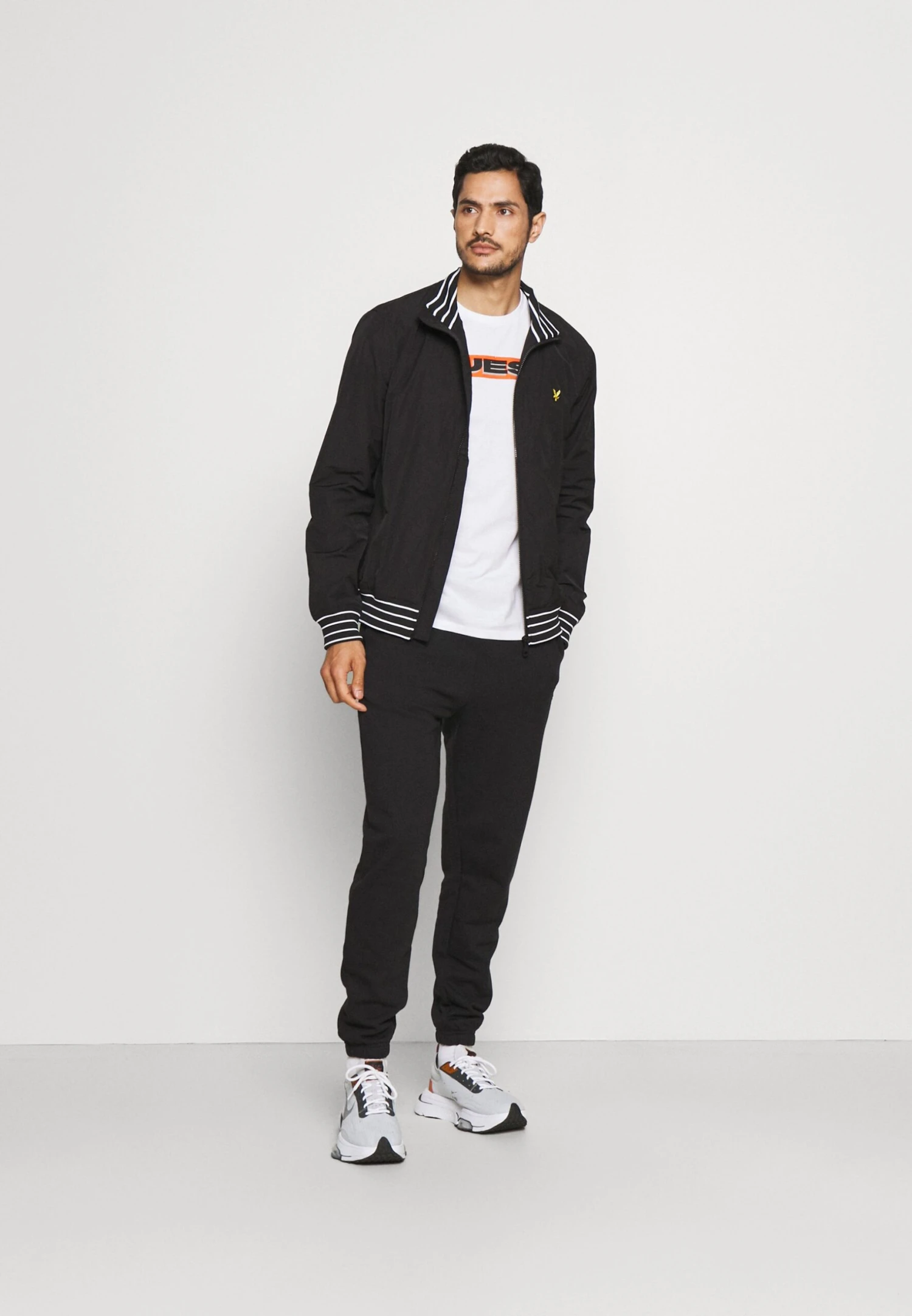 Lyle & Scott Spant - Trainingsbroek - Jet Black 2 Lyle & Scott Spant - Trainingsbroek - Jet Black - Afbeelding 2