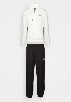 EA7 Emporio Armani Tracksuit - Trainingspak - White/Black 15 EA7 Emporio Armani Tracksuit - Trainingspak - White/Black -Next Verkoopwinkel 4ab02341573d443d9c27c611b53d9963