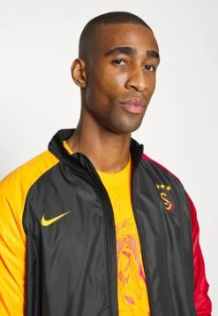 Nike Performance Galatasaray Istanbul Academy Jacket - Trainingsvest - Black/Pepper Red/Vivid Orange 9 Nike Performance Galatasaray Istanbul Academy Jacket - Trainingsvest - Black/Pepper Red/Vivid Orange -Next Verkoopwinkel 4f5c87775815423fa2388604ca4688e7