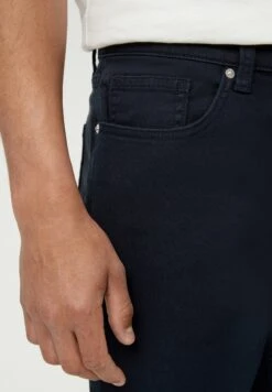 S.Oliver Stretch - Jeansshort - Navy 11 S.Oliver Stretch - Jeansshort - Navy -Next Verkoopwinkel 4fb781c6e29449639913f58986f429fb