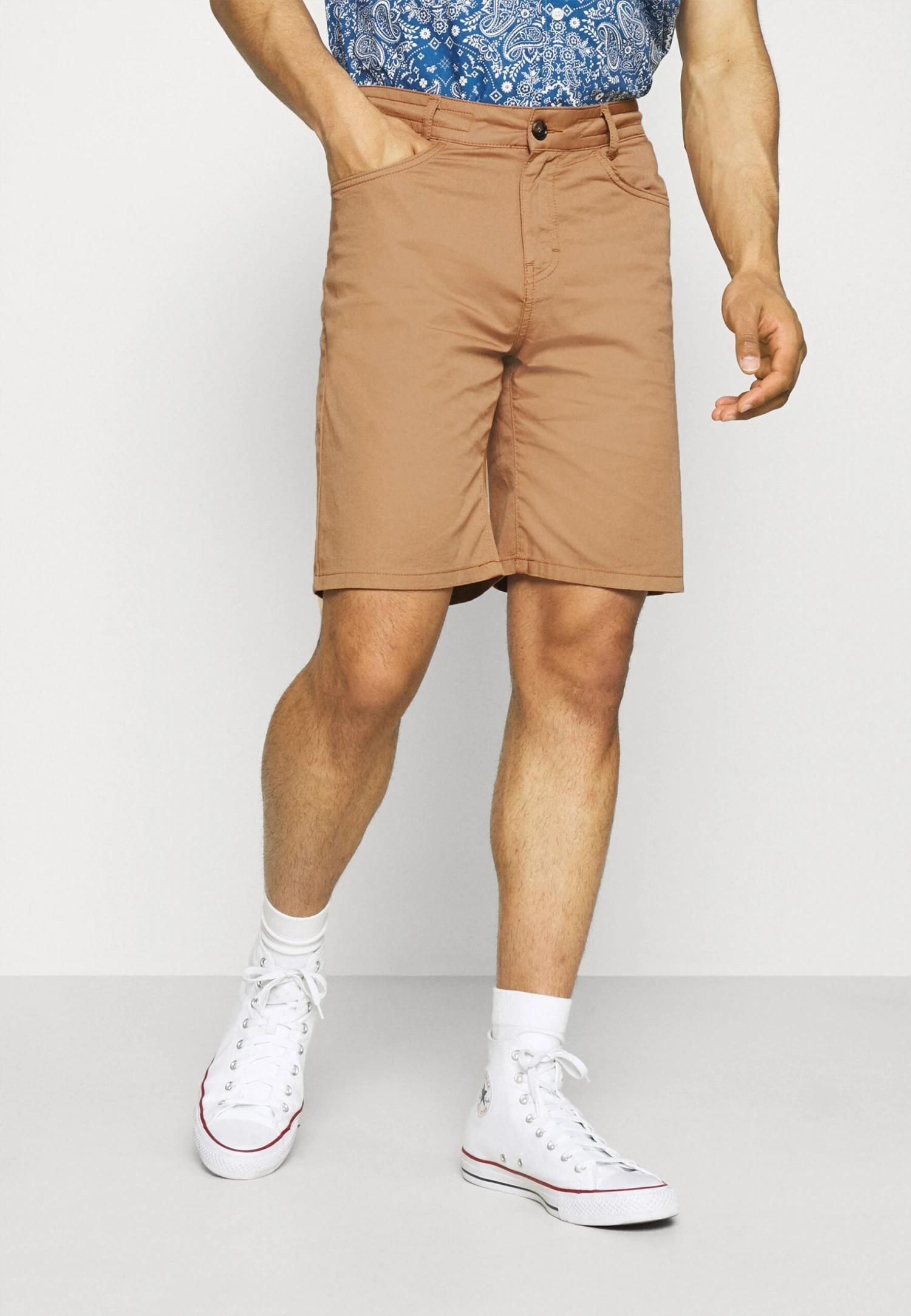 Makia Border - Shorts - Camel 1 Makia Border - Shorts - Camel