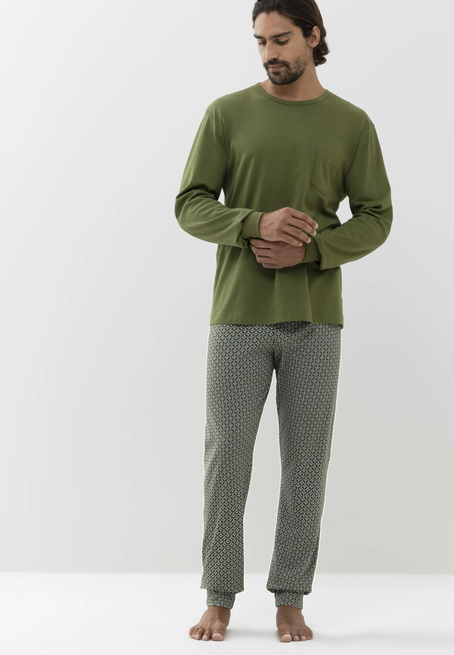 MEY Set - Pyjama - Leaf 1 MEY Set - Pyjama - Leaf