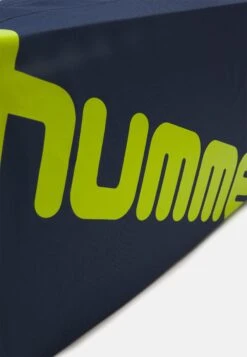 Hummel Core - Sporttas - Dark Denim/Lime Punch 10 Hummel Core - Sporttas - Dark Denim/Lime Punch -Next Verkoopwinkel 75d1bb8e54f44cd99e9efca073c04bae