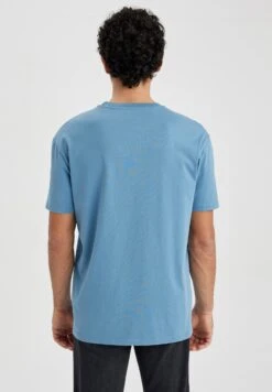 DeFacto Regular Fit - T-Shirt Print - Blue 5 DeFacto Regular Fit - T-Shirt Print - Blue -Next Verkoopwinkel 7b68dfe43a9d4f59aae5c1950e1abda7