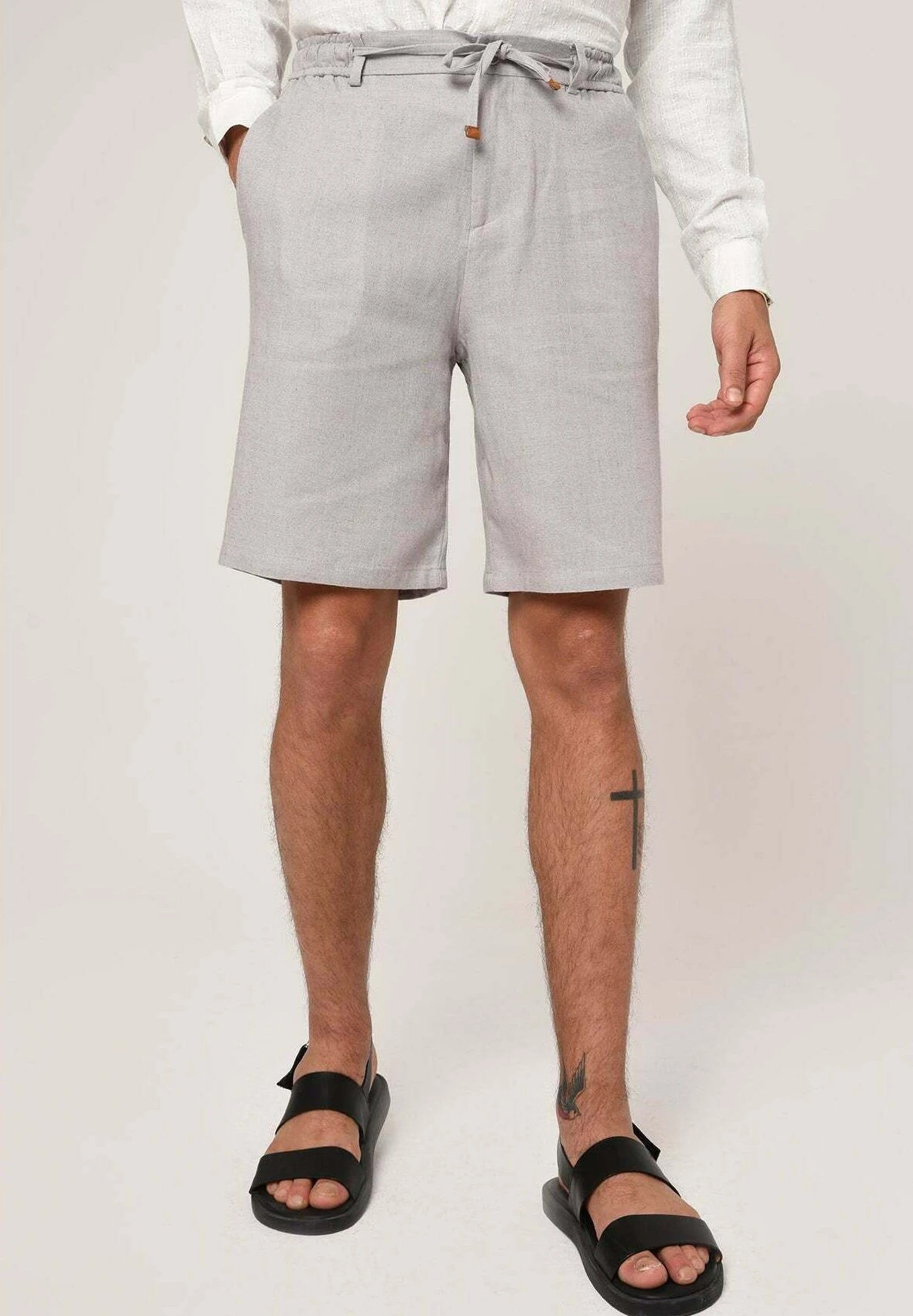 Elastic Waist - Shorts - Grey 1 Elastic Waist - Shorts - Grey