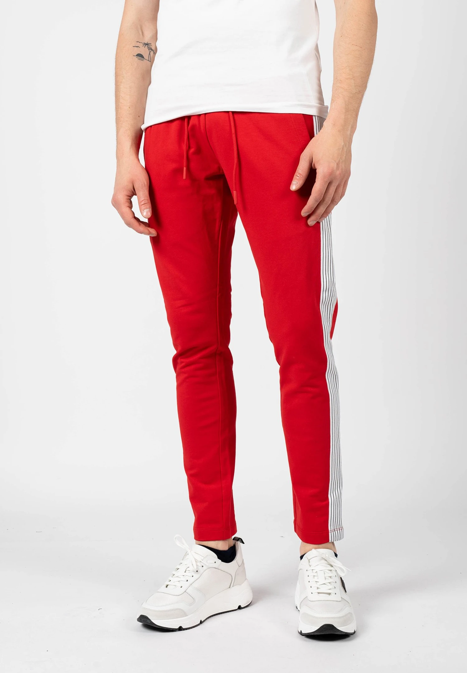 Antony Morato Mmfp Fa- Trainingsbroek - Red 1 Antony Morato Mmfp Fa- Trainingsbroek - Red