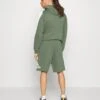 ADIDAS PERFORMANCE Loungewear Must Haves - Korte Broeken - Green Oxide/Linen Green