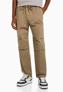 BERSHKA Loose Fit Cotton - Broek - Camel
