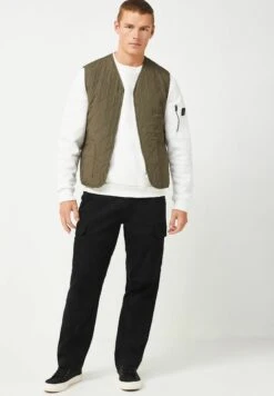 Next Stretch Straight Fit - Cargobroek - Black -Next Verkoopwinkel 84abeda16cf34ae0bd7c4bb735ce0b54