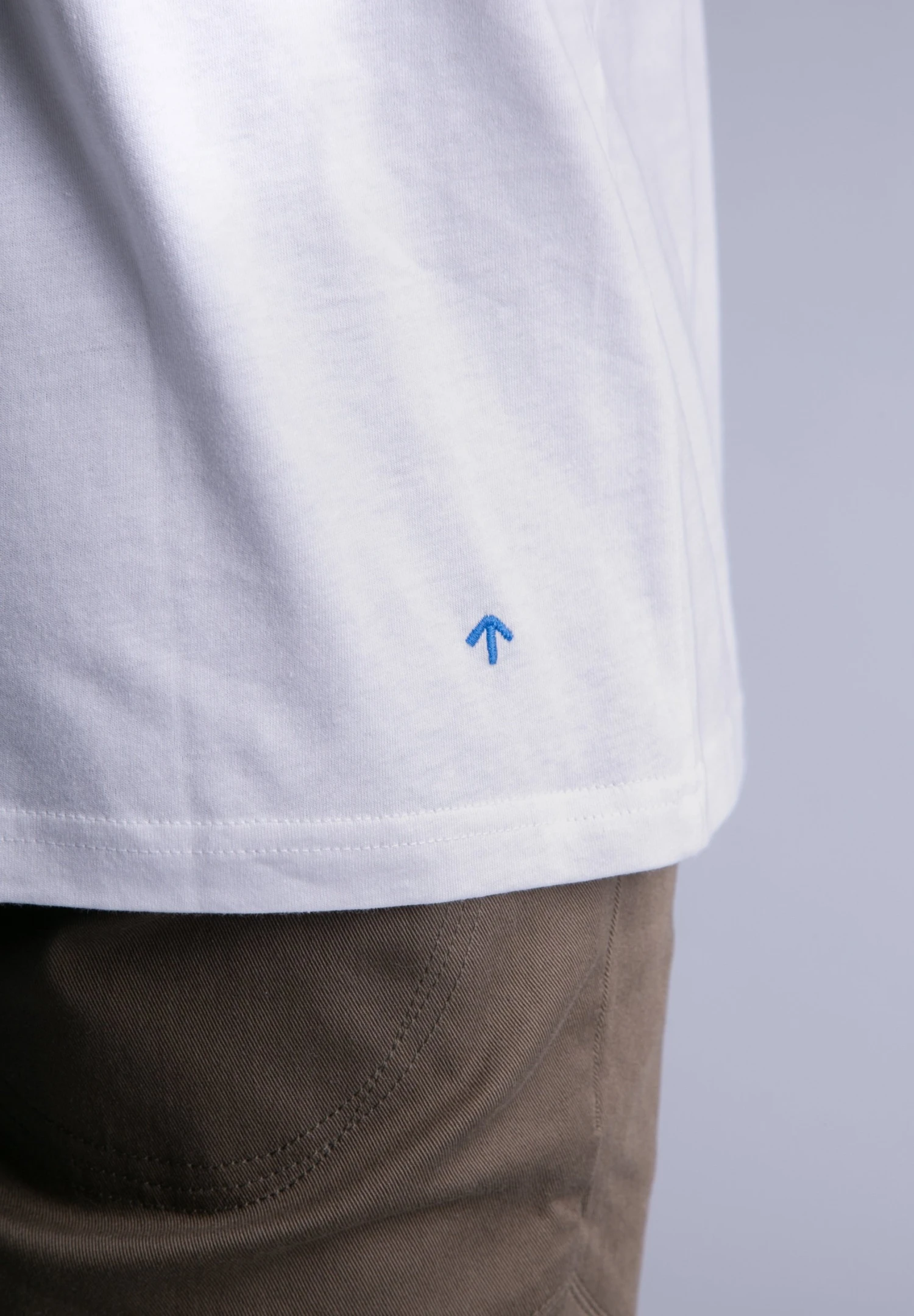 Arrow - T-Shirt Print - White Black 4 Arrow - T-Shirt Print - White Black - Afbeelding 4