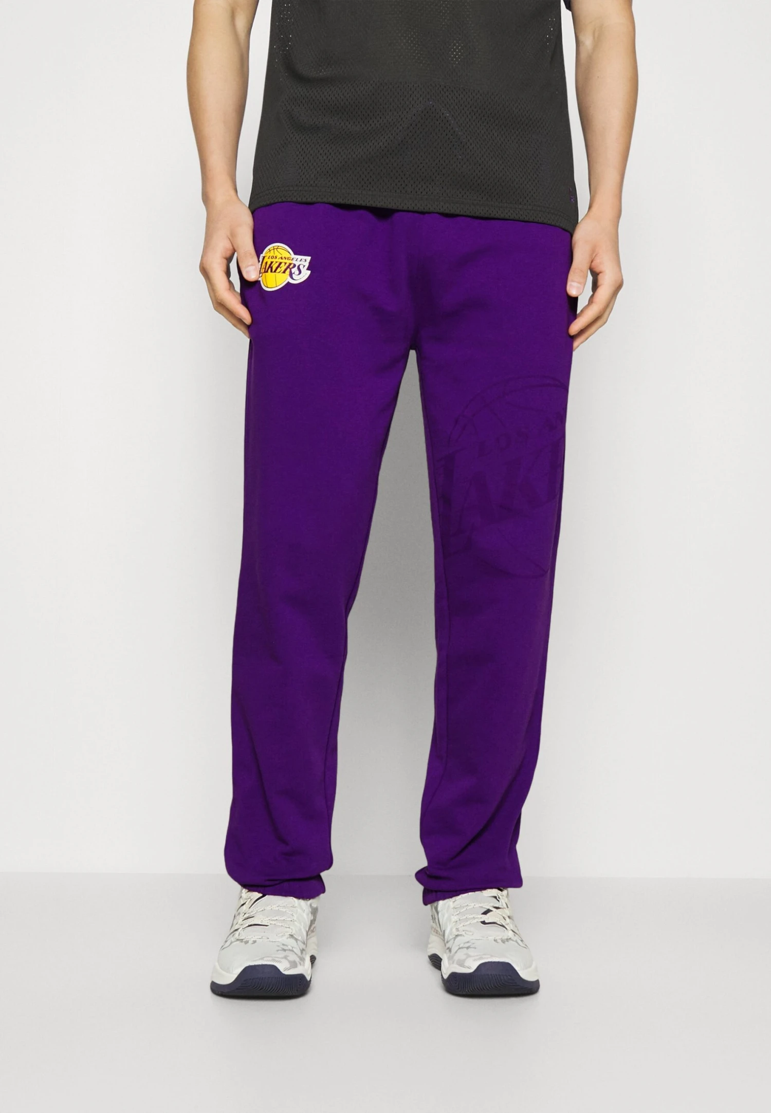 NEW ERA Nba Los Angeles LakersLogo Joggers - Fanartikel - Lilac 1 NEW ERA Nba Los Angeles LakersLogo Joggers - Fanartikel - Lilac