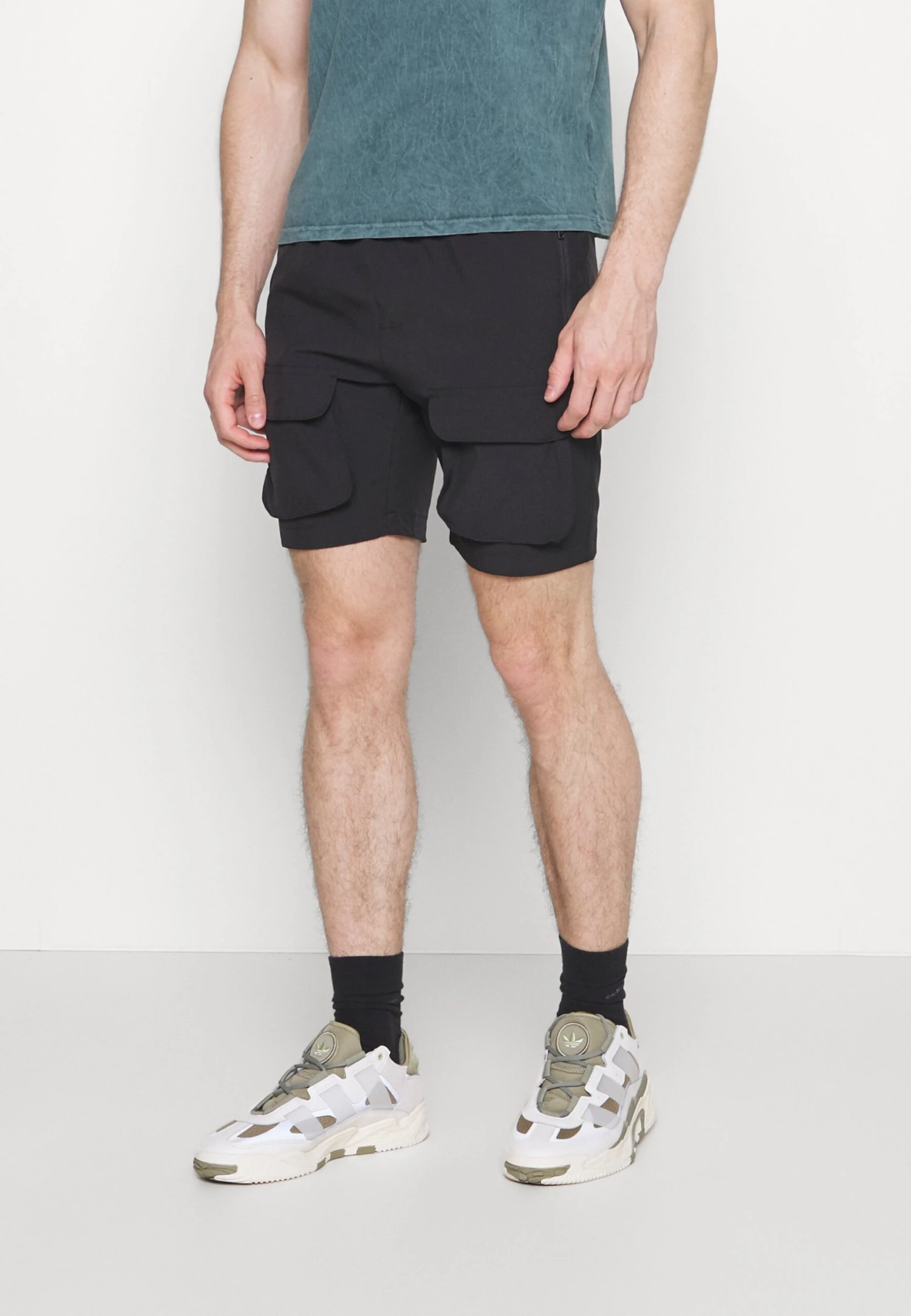 BRAVE SOUL Crown - Shorts - Black 4 BRAVE SOUL Crown - Shorts - Black - Afbeelding 4