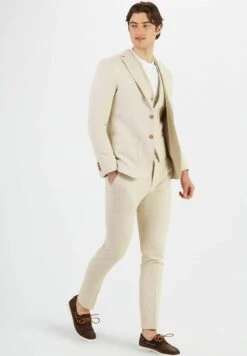 With Buttons - Gilet - Safari 8 With Buttons - Gilet - Safari -Next Verkoopwinkel 8f87fc23c81b49f099536322aeecb83b