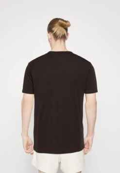 Alpha Industries Label- T-Shirt Print - Hunter Brown -Next Verkoopwinkel 932d5ab6d7e447ae8c9251c6bc17de87