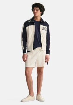 Gant Trainingsbroek - Eggshell 9 Gant Trainingsbroek - Eggshell -Next Verkoopwinkel 95887b8677a54756876cd562427caebb