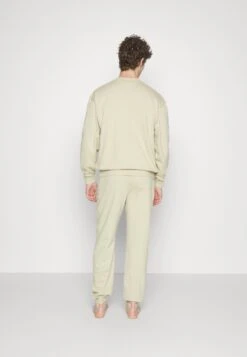 Boss Contemporary Longset - Pyjama - Light Pastel Green 9 Boss Contemporary Longset - Pyjama - Light Pastel Green -Next Verkoopwinkel 98954aaca6b048c995d2fab3417d593f