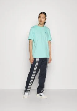 Adidas Originals Multi Tee - T-Shirt Print - Flash Aqua 12 Adidas Originals Multi Tee - T-Shirt Print - Flash Aqua -Next Verkoopwinkel 9f10c32d1f9b4efbb0c3a21a25102f7f