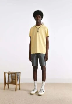 Scalpers Classic Bermuda- Shorts - Khaki 9 Scalpers Classic Bermuda- Shorts - Khaki -Next Verkoopwinkel a05f74daafc64cb18d8c4a43449cfab8