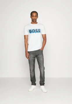 Boss T-Shirt Print - Off-White 12 Boss T-Shirt Print - Off-White -Next Verkoopwinkel a3f400f9686743d3b242bd0812b0ac4a