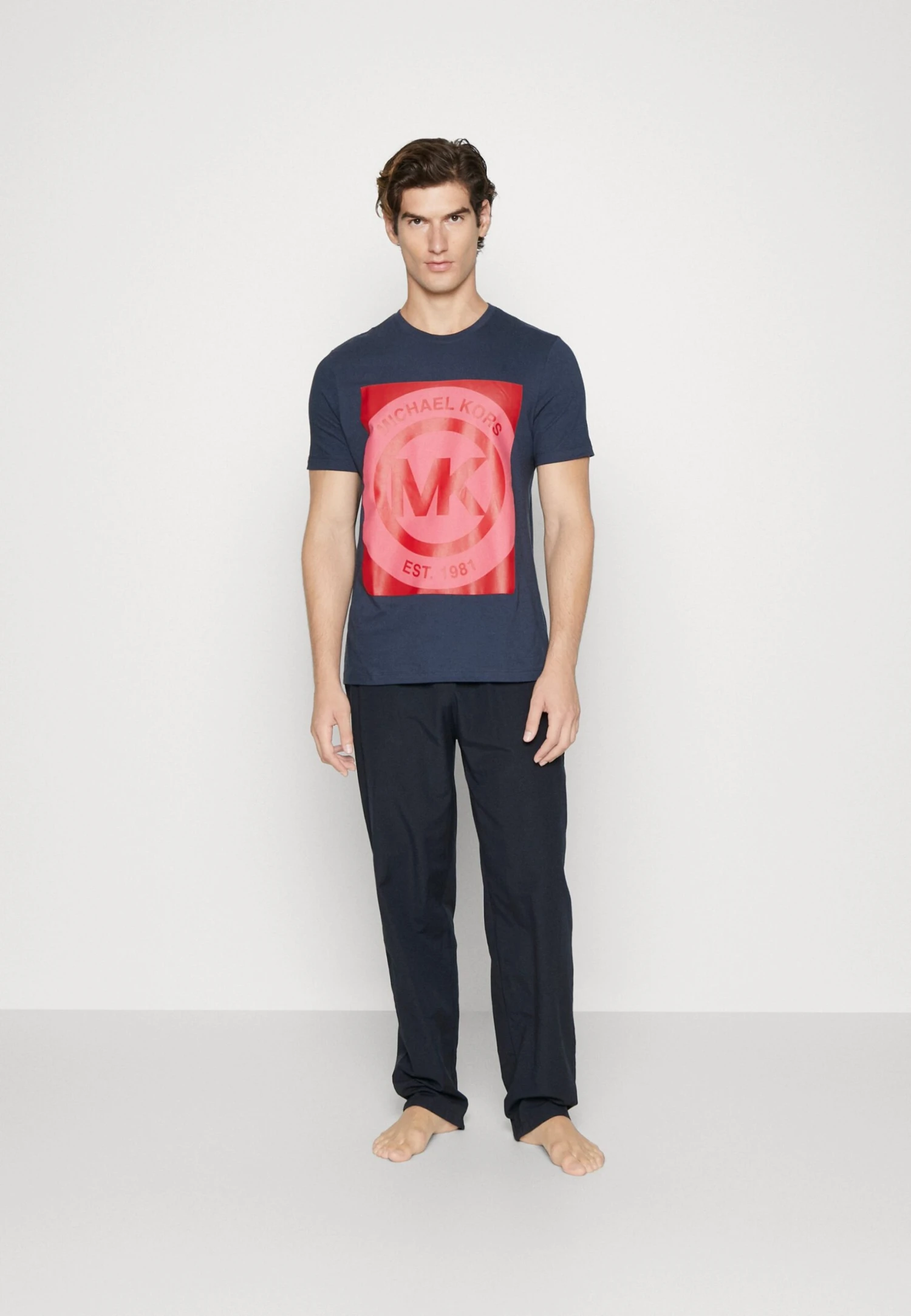 Michael Kors Crew Graphic Monolith - Pyjamashirt - Midnight 2 Michael Kors Crew Graphic Monolith - Pyjamashirt - Midnight - Afbeelding 2