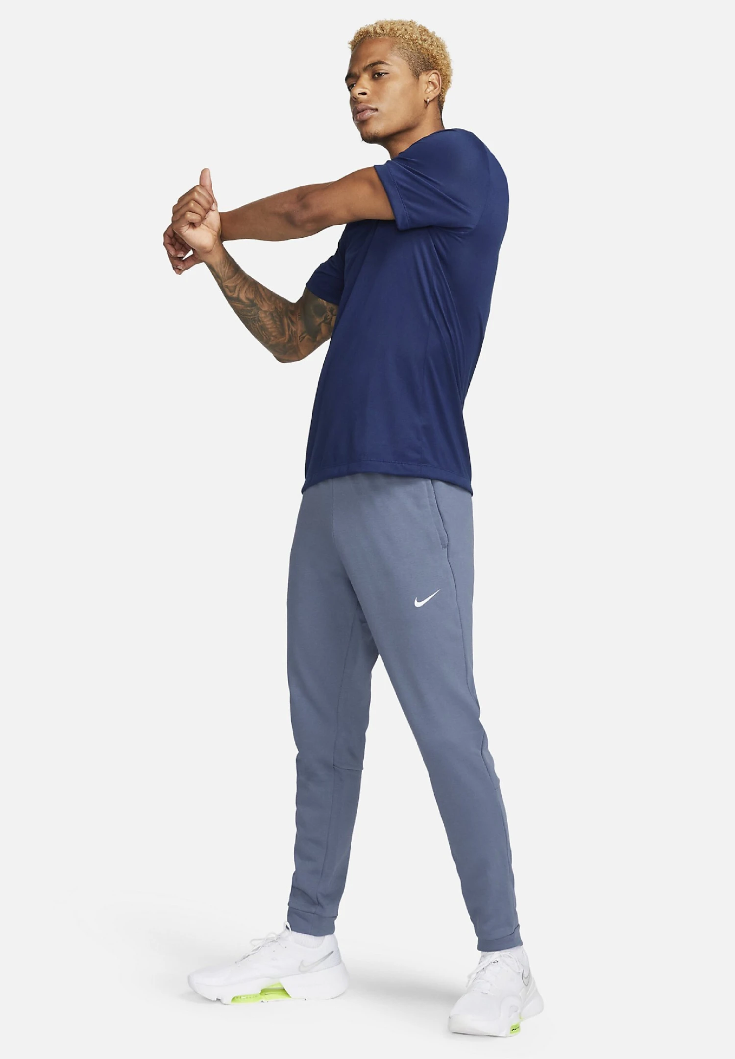 Nike Performance Tapered Fitness Dri-Fit Studio - Trainingsbroek - Diffused Blue White 2 Nike Performance Tapered Fitness Dri-Fit Studio - Trainingsbroek - Diffused Blue White - Afbeelding 2