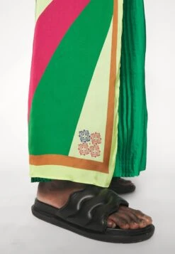 Burkina Palazzo - Broek - Green 15 Burkina Palazzo - Broek - Green -Next Verkoopwinkel b491de5a746248d6bc31439954c1f7ad