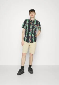 Volcom Frckn Mdn Strch - Shorts - Almond -Next Verkoopwinkel b52e1f706c094f929b4447001d23fa5b