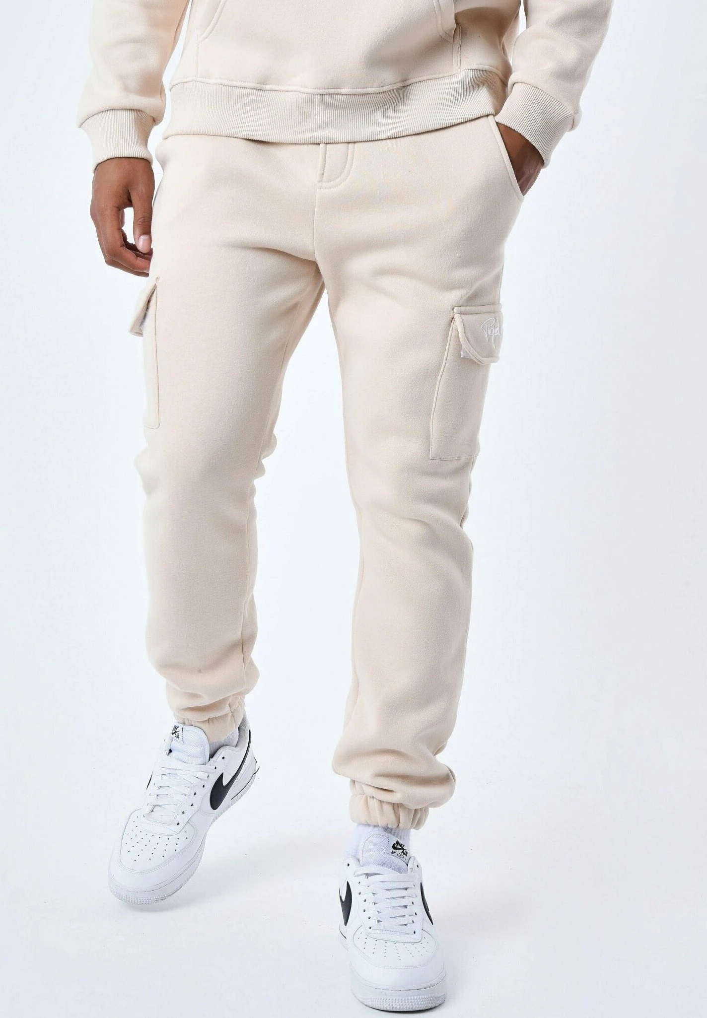 De Jogging Style Cargo Signature - Trainingsbroek - Beige 1 De Jogging Style Cargo Signature - Trainingsbroek - Beige