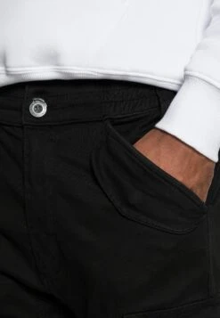 Alpha Industries Airman - Cargobroek - Black 9 Alpha Industries Airman - Cargobroek - Black -Next Verkoopwinkel bc55d781966a40b9896cec5a183aa51b