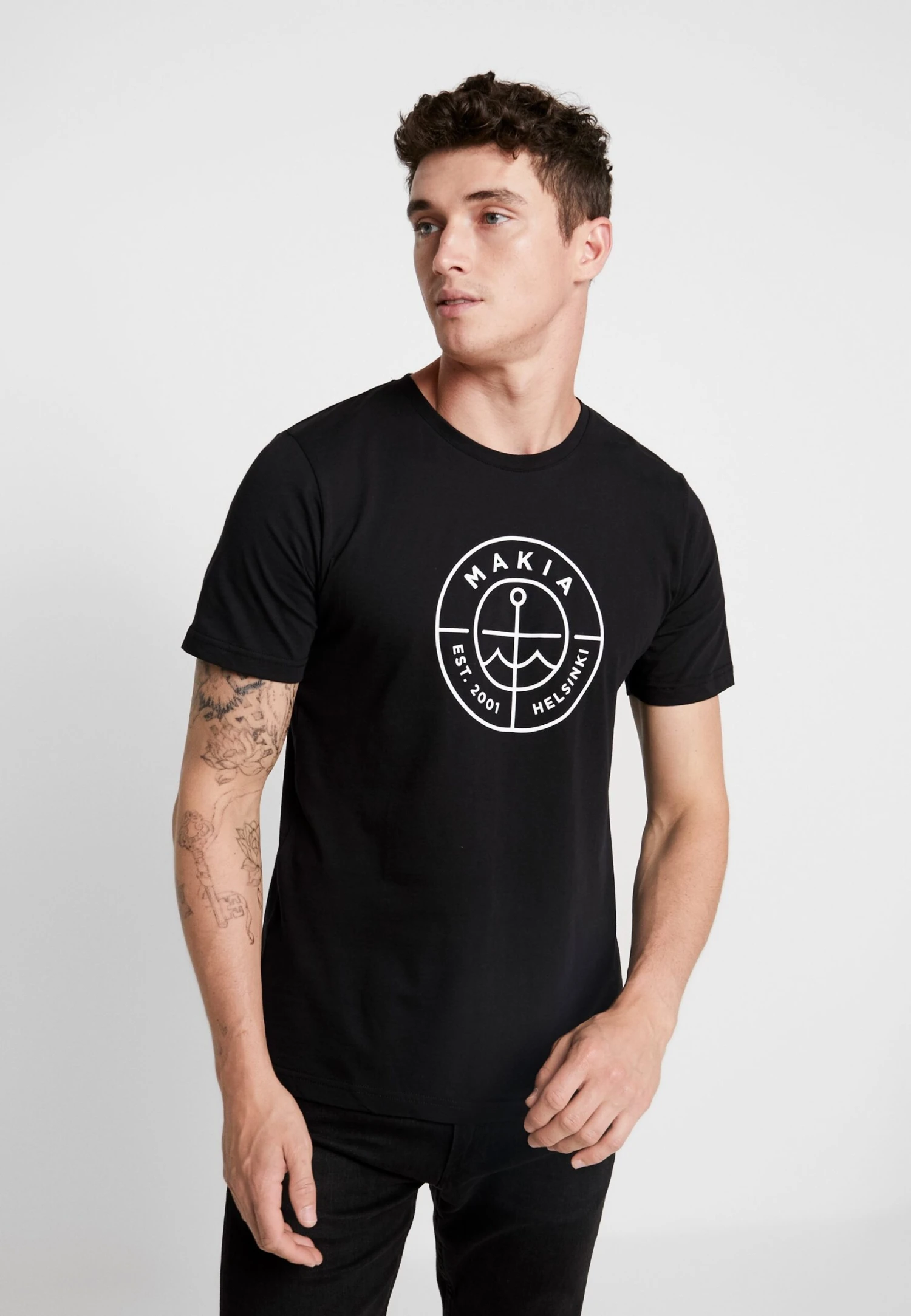 Makia Scope - T-Shirt Print - Black 1 Makia Scope - T-Shirt Print - Black